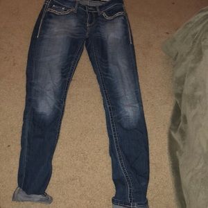 Buckle jeans